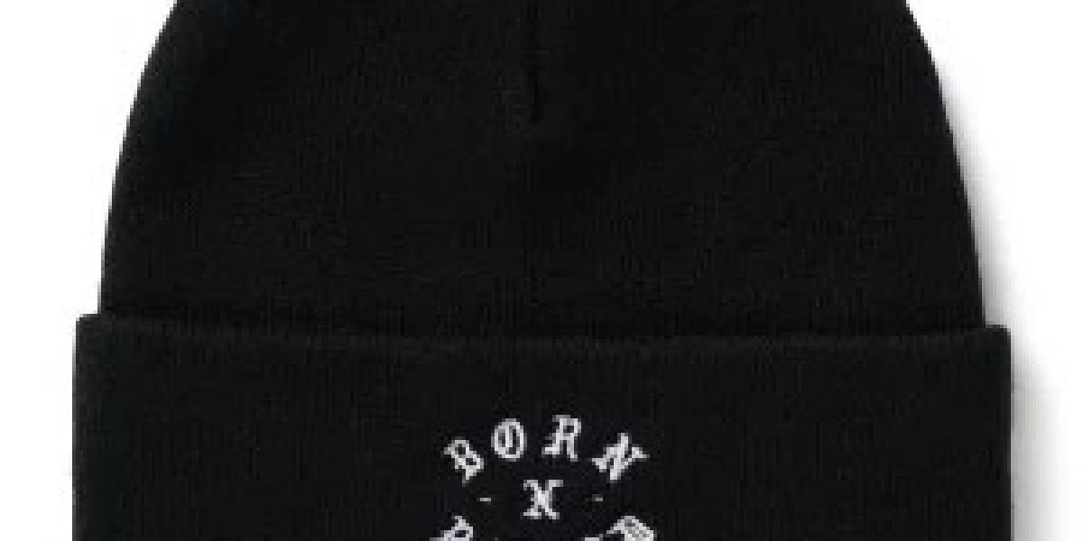 Born X Raised: The Heart of Authentic Streetwear in 2024