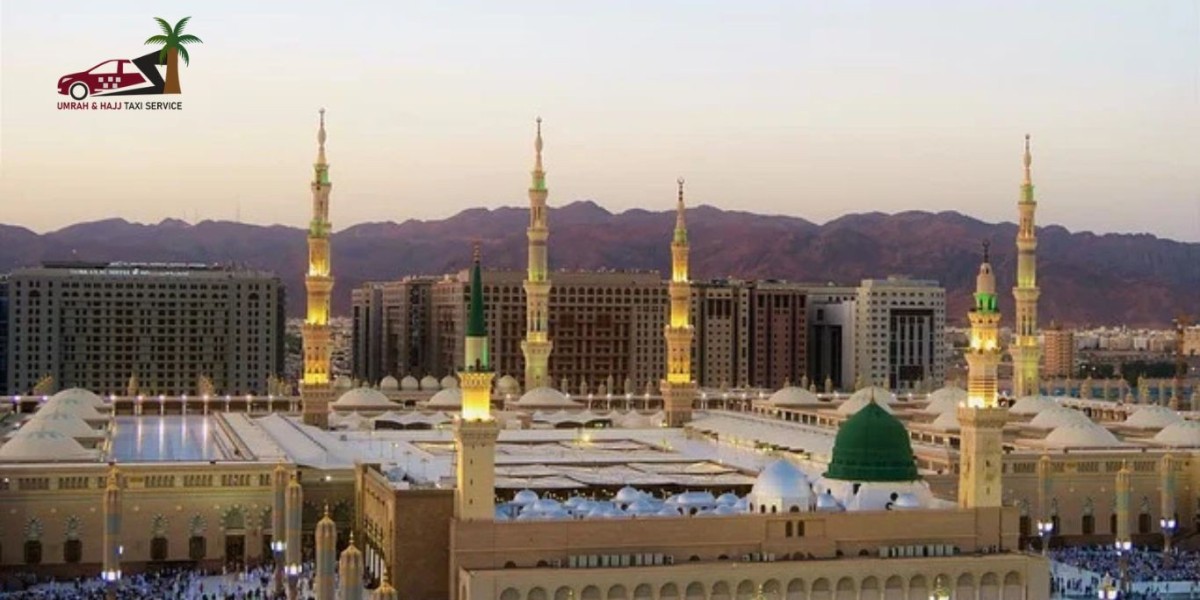 Discover Madinah’s Sacred Landmarks Effortlessly